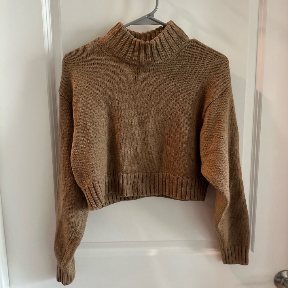 Aritzia Wilfred free Brown Heinen Sweater